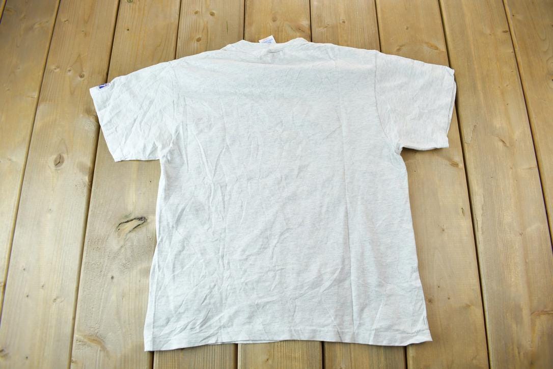 Vintage 1990s Colorado Avalanche NHL Youth Size Graphic T-Shirt