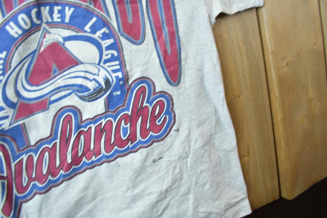 Vintage 1990s Colorado Avalanche NHL Youth Size Graphic T-Shirt