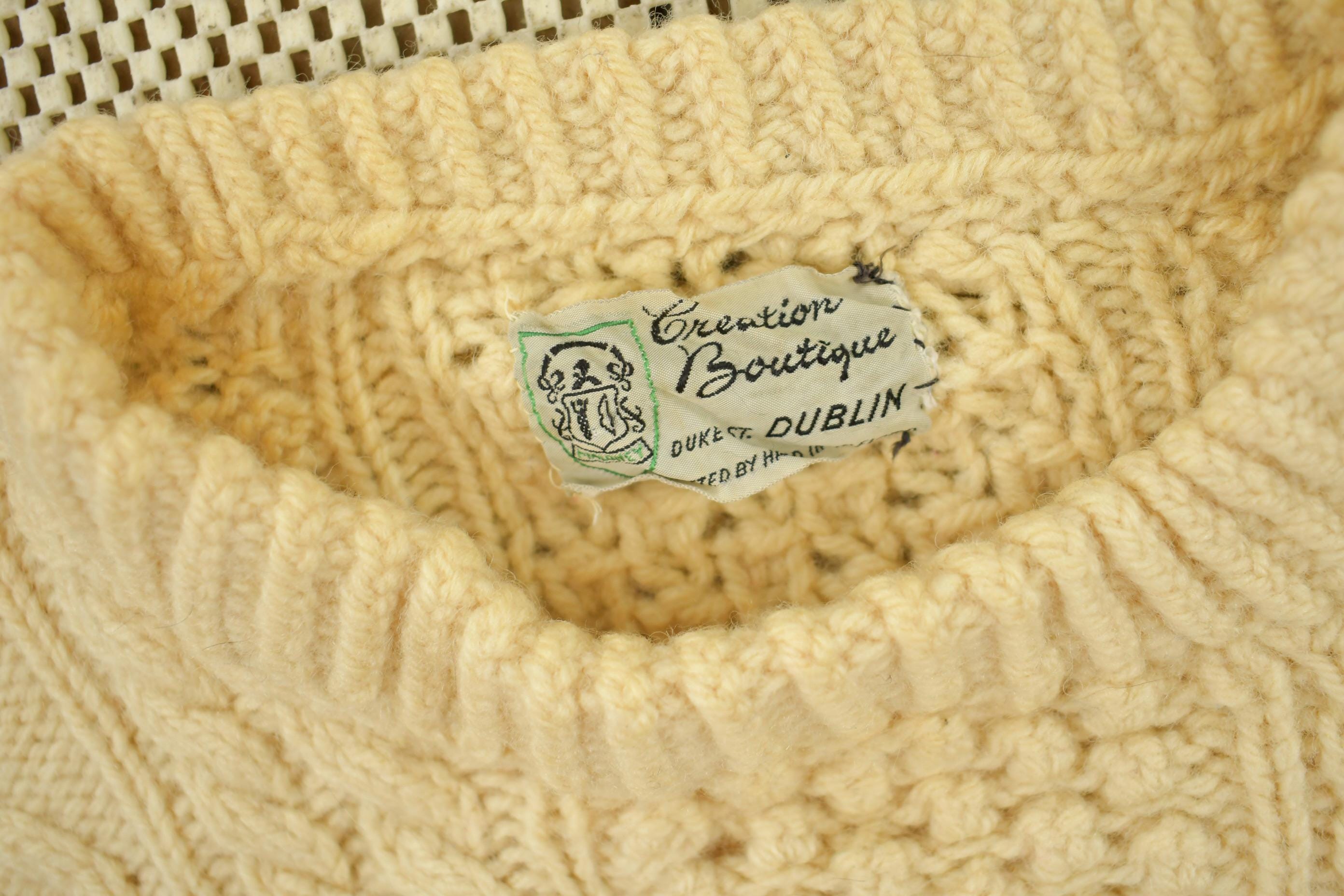 Vintage 1970s 100% Wool 3D Cable Knit Mock Neck Sweater