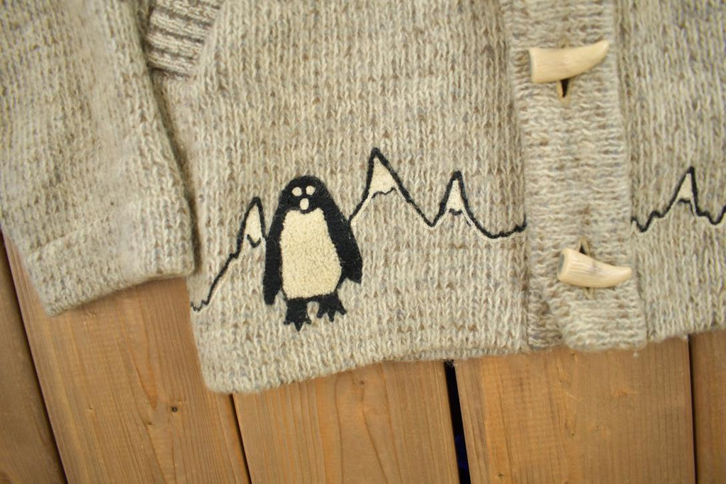 Vintage 1970s A Caldwell 100% Knit Sweater
