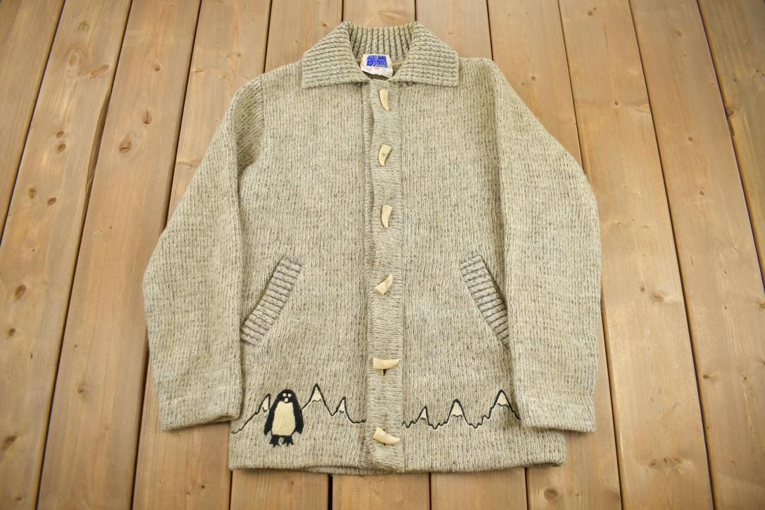 Vintage 1970s A Caldwell 100% Knit Sweater