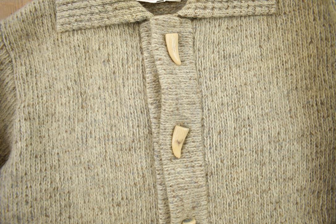Vintage 1970s A Caldwell 100% Knit Sweater