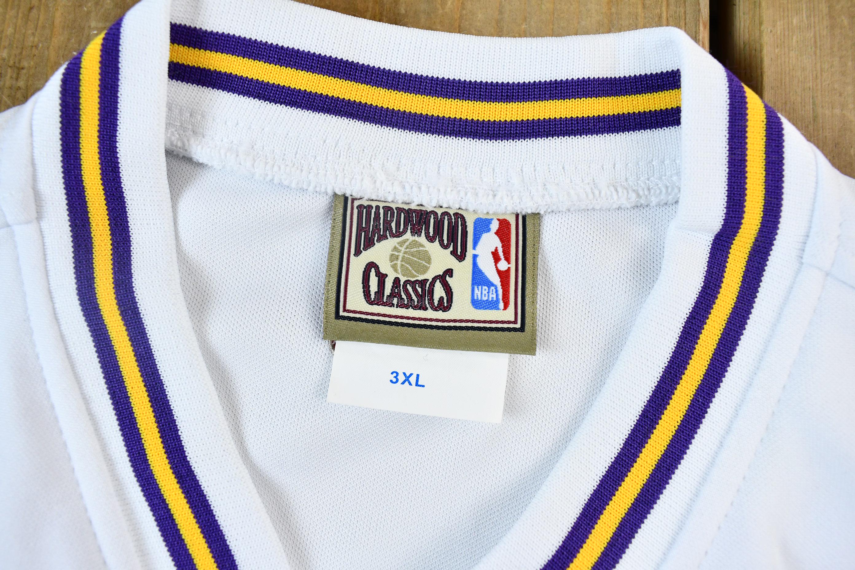 Vintage Deadstock Y2K Hardwood Classics LA Lakers NBA Basketball Embroidered Warmup Jacket & Shorts Set