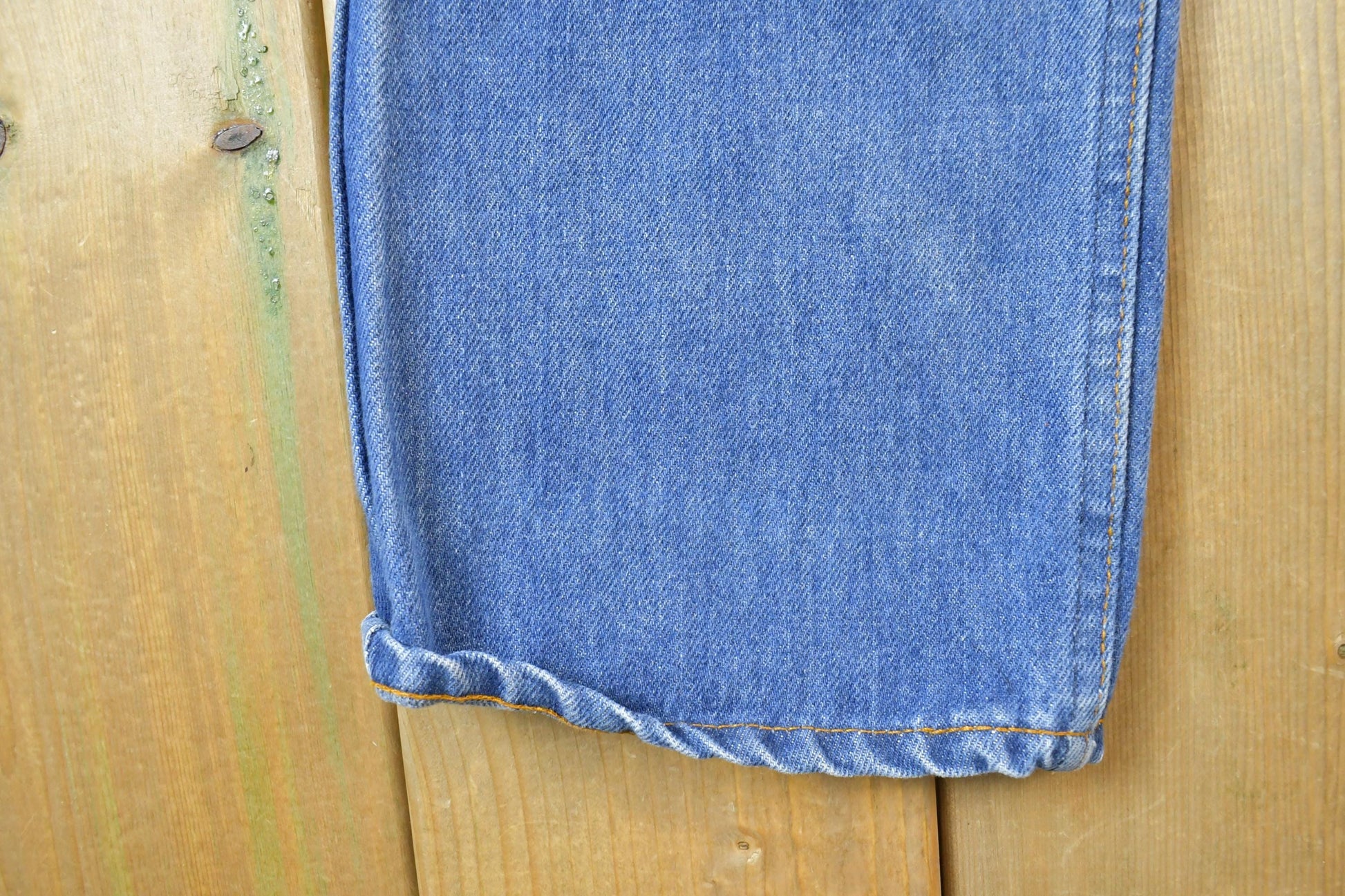 Vintage 1990s Levis Denim Jeans Orange Tab Size Size 31 x 34