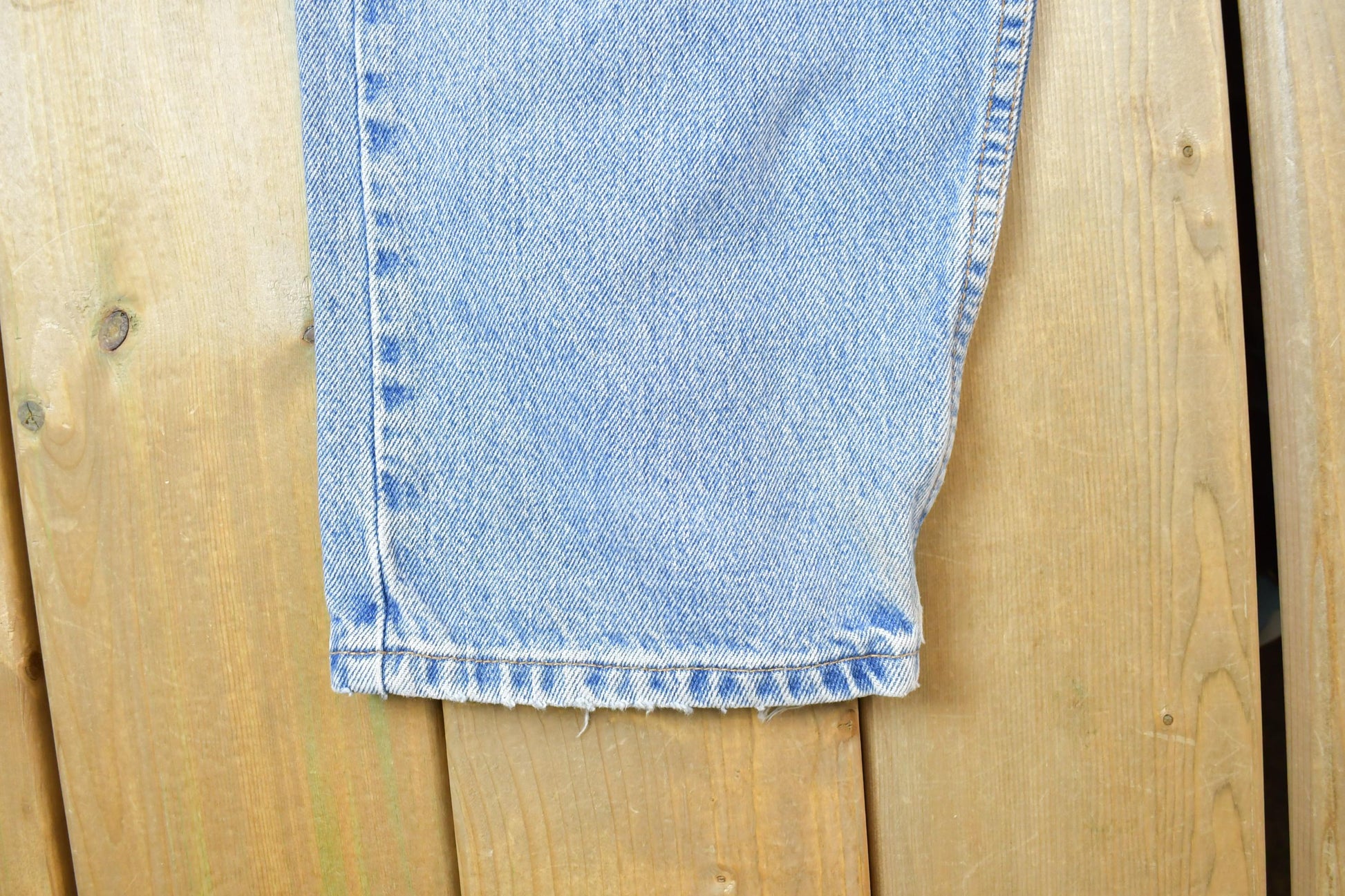 Vintage 1990s Levis Red Tab Denim Jeans 560 Size  34 x 30