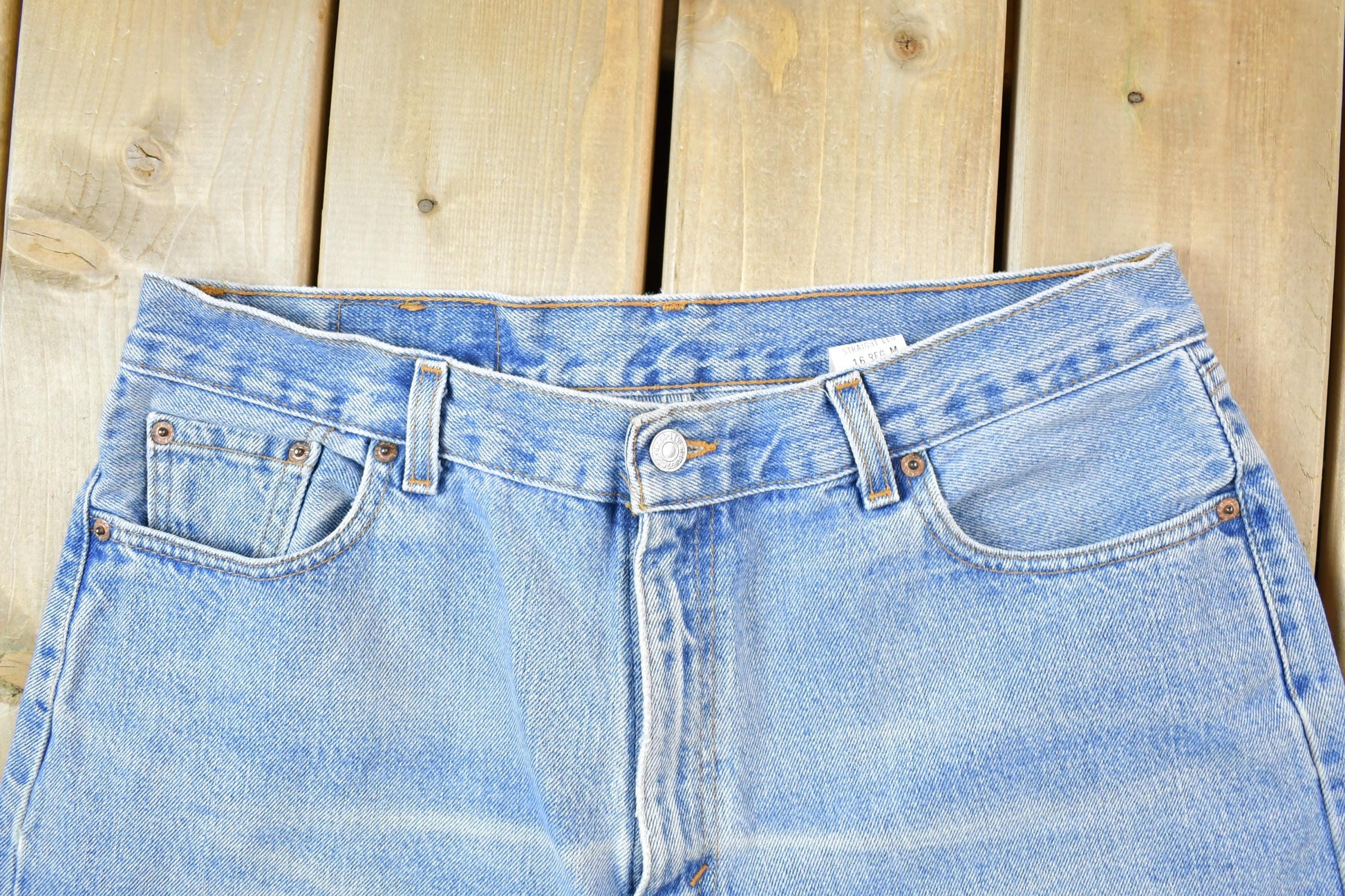 Vintage 1990s Levis Red Tab Denim Jeans 560 Size  34 x 30