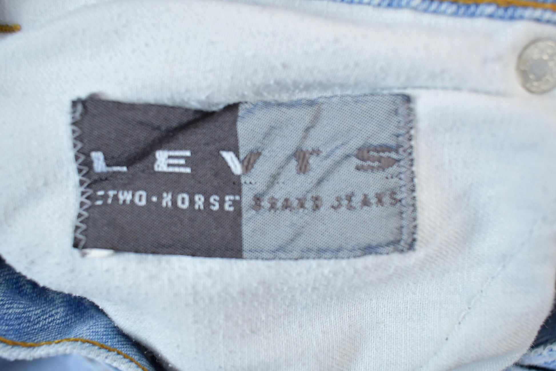 Vintage 1990s Levis Two Horse Denim Jeans Size 32 x 28