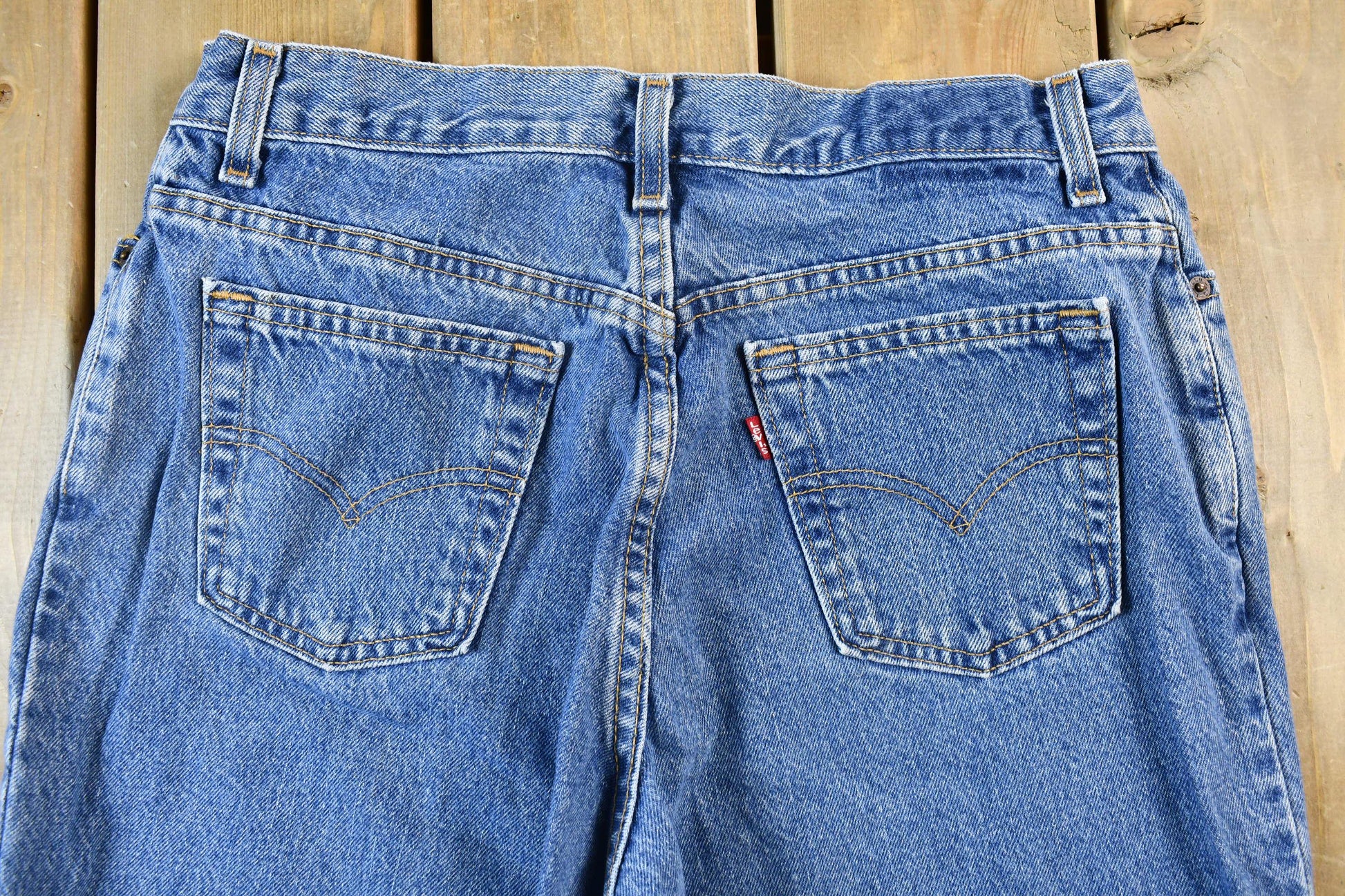 Vintage 1990s Levis 550 Relaxed Fit Tapered Leg Denim Jeans Size 30 x 27