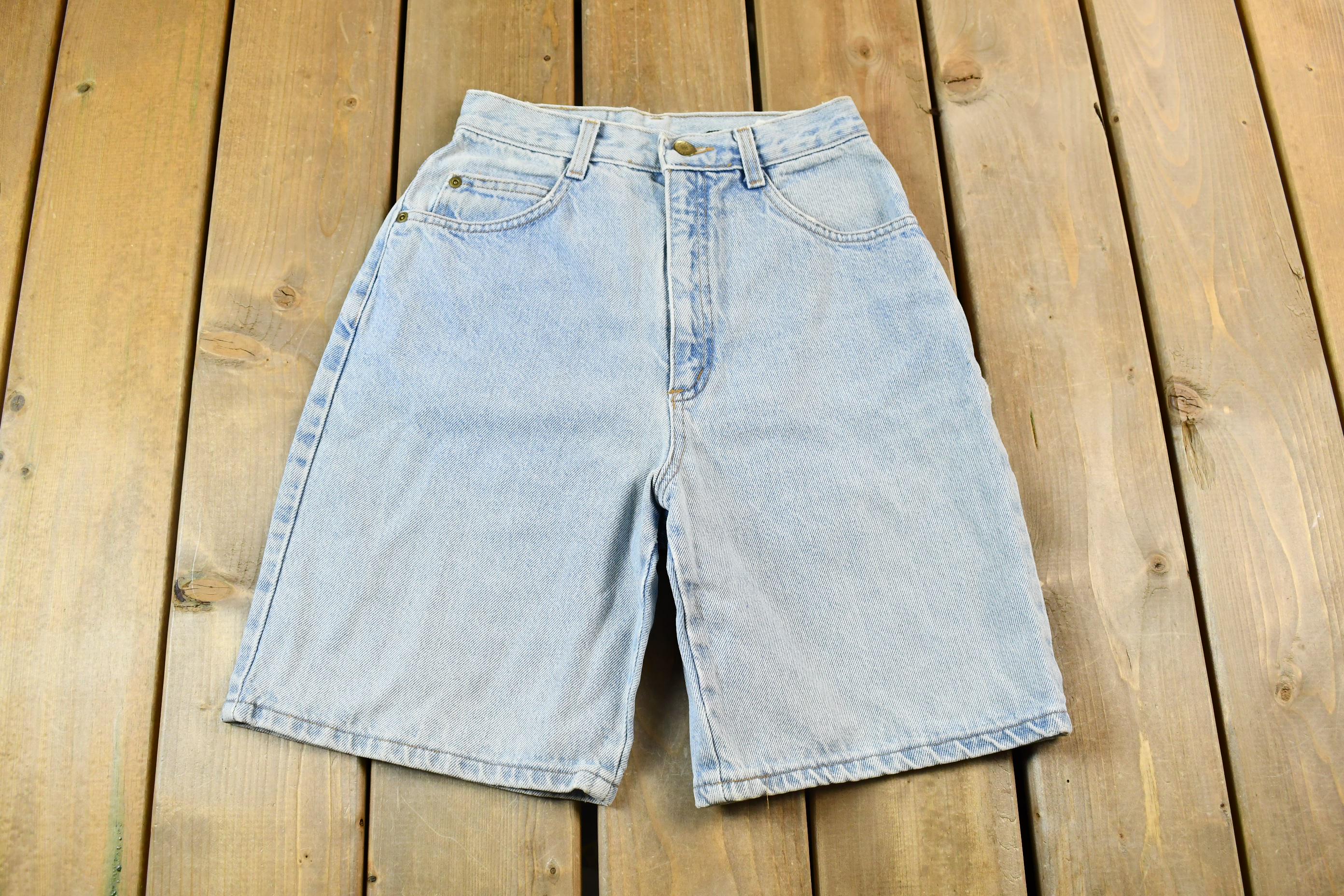 Vintage 1990s Light Wash Hunt Club Jean Shorts Size 26 x 8