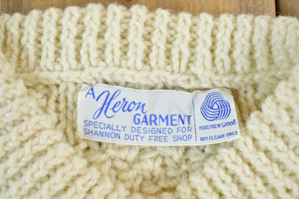 Vintage 1990s 100% Wool Cable Knit Crewneck Sweater