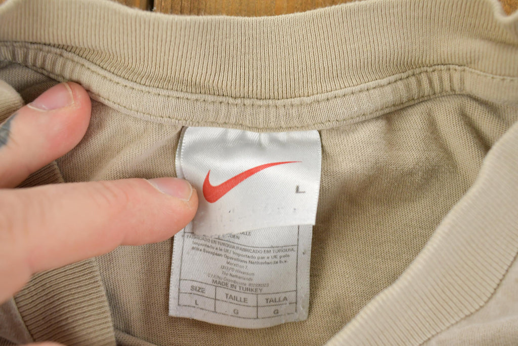 Vintage 1990s Nike Graphic T-Shirt