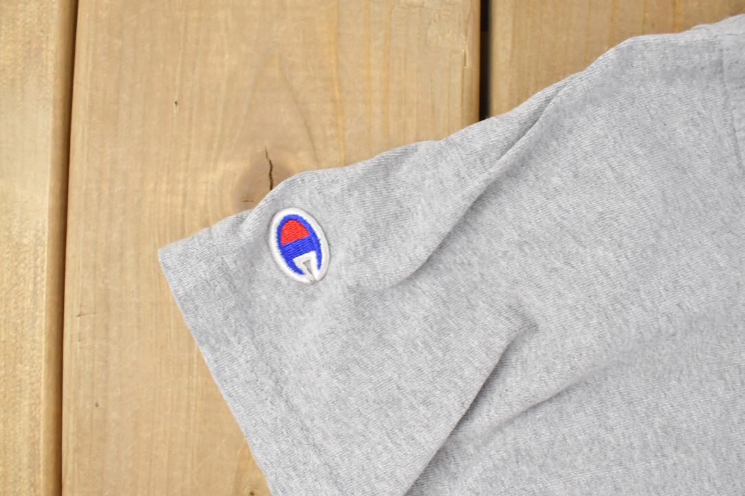 Vintage Y2K Champion ESPN Sports Centre Graphic T-Shirt