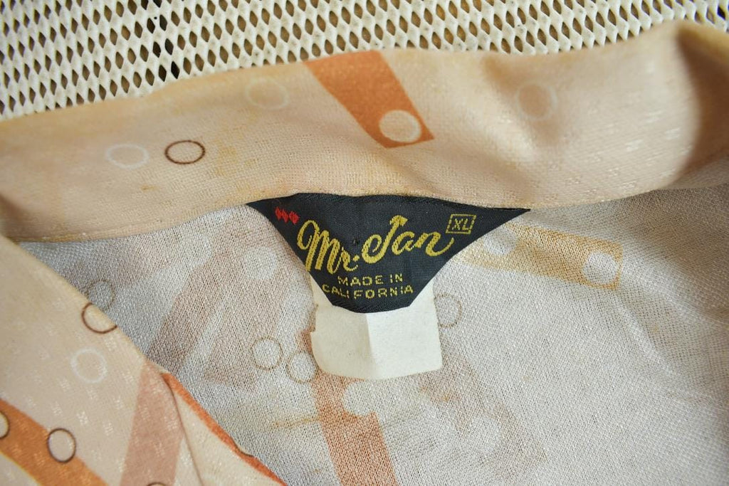 Vintage 1960s Mr. Jan All Over Print Psychedelic Style Button-Up Shirt