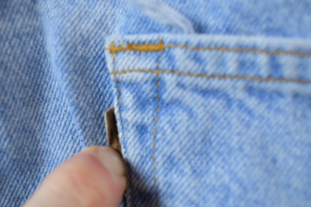 Vintage 1990s Levis Two Horse Denim Jeans Size 32 x 28