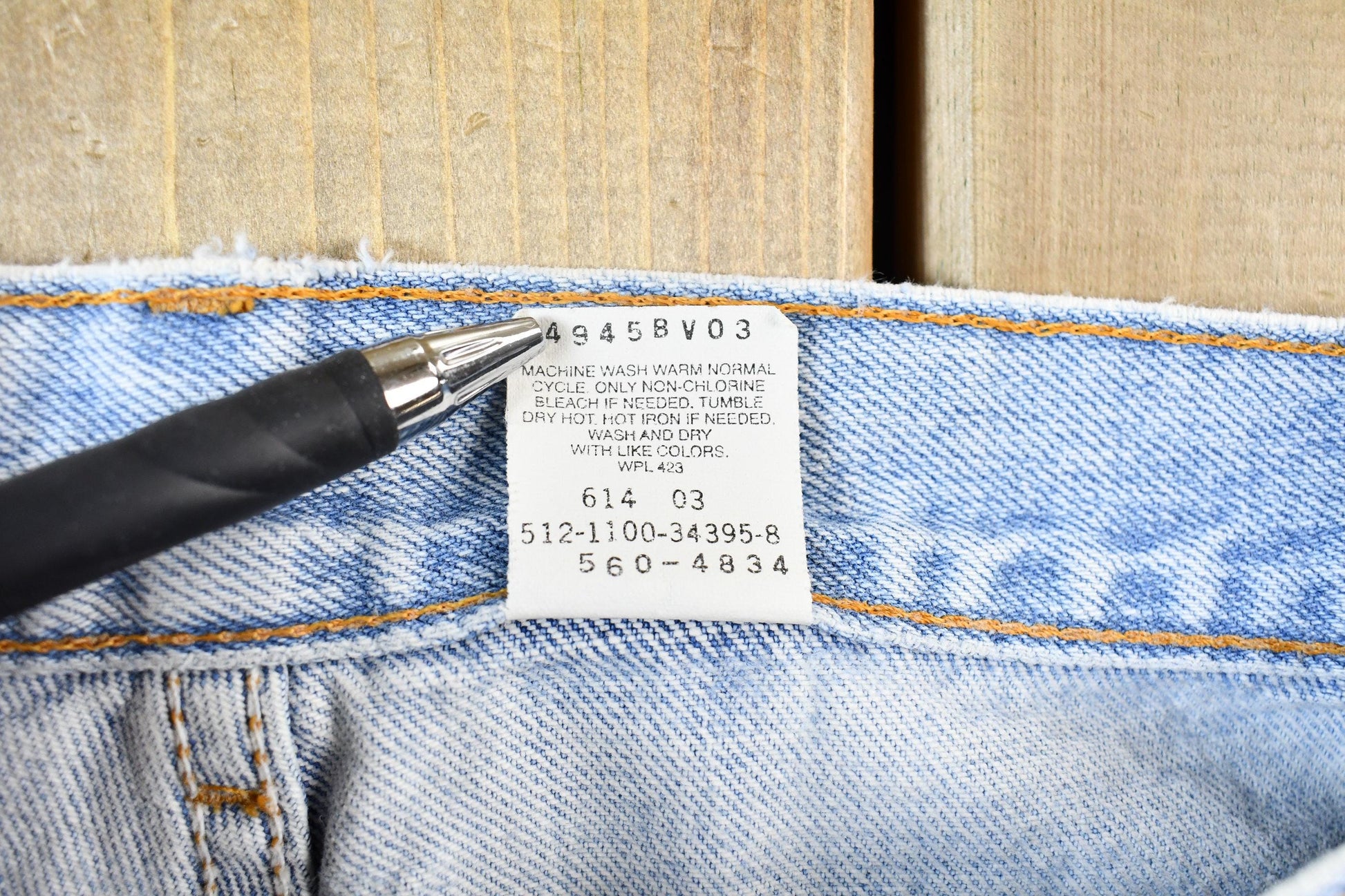 Vintage 1990s Light Wash Levis Cutoff Jean Shorts Size 30 x 8