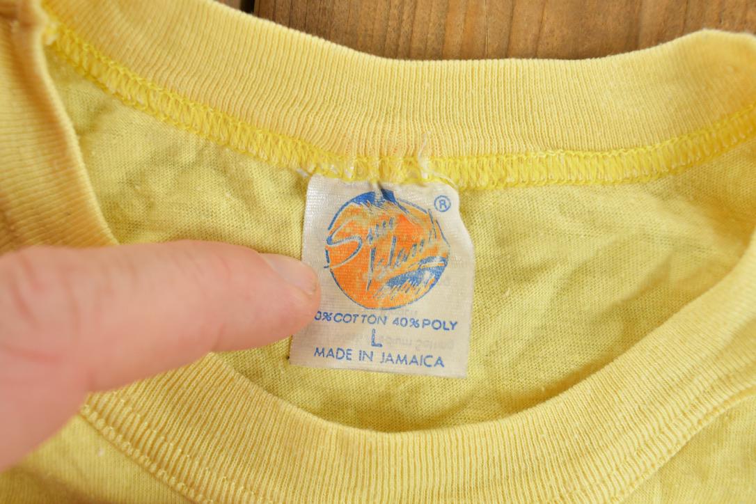 Vintage 1980s Jamaica The Hotel Souvenir T-Shirt