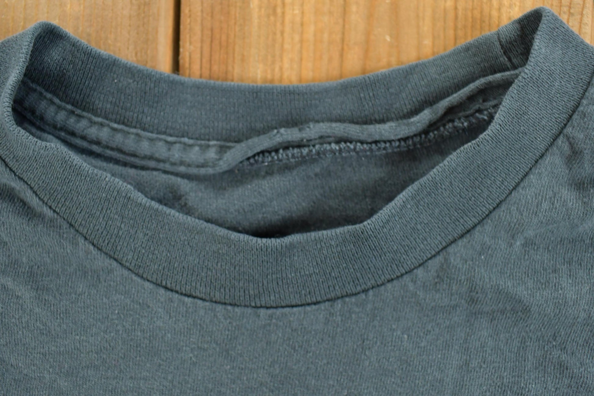 Vintage 1990s Nike Graphic Long Sleeve T-Shirt