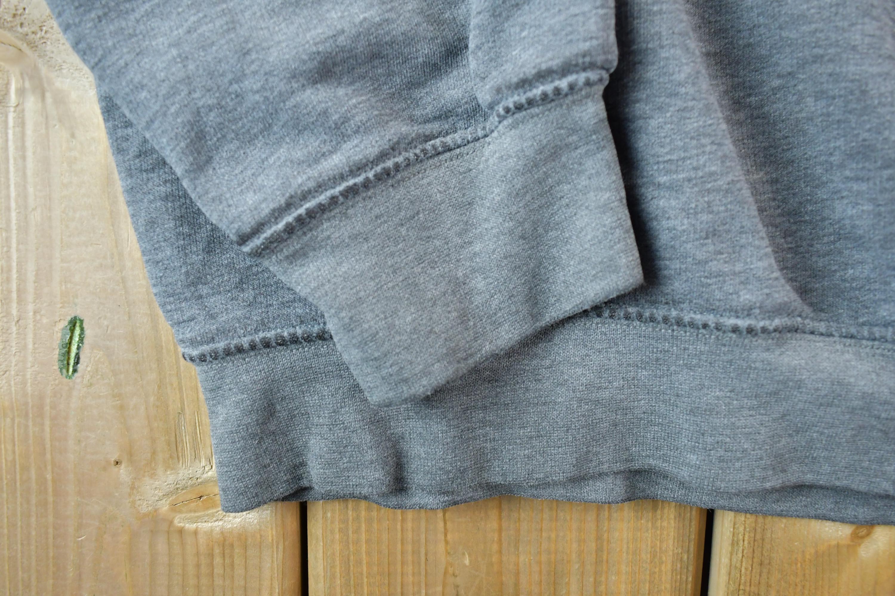 Vintage 1990s Nike Embroidered Mini Swoosh Crewneck Sweatshirt