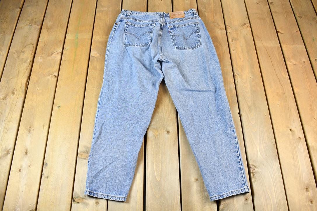 Vintage 1990s Levis Red Tab 550 Denim Jeans Size 32 x 27.5