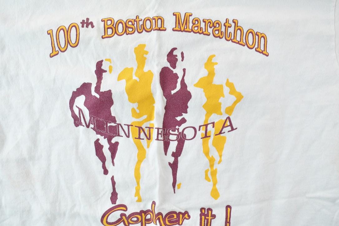 Vintage 1990s 100th Boston Marathon Minnesota Souvenir T-Shirt