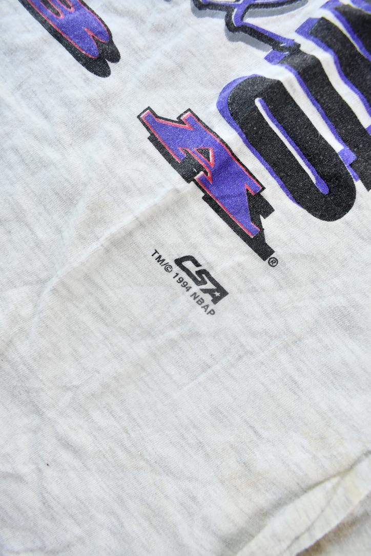 Vintage 1994 Toronto Raptors NBA Graphic T-Shirt