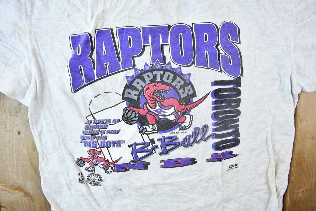 Vintage 1994 Toronto Raptors NBA Graphic T-Shirt