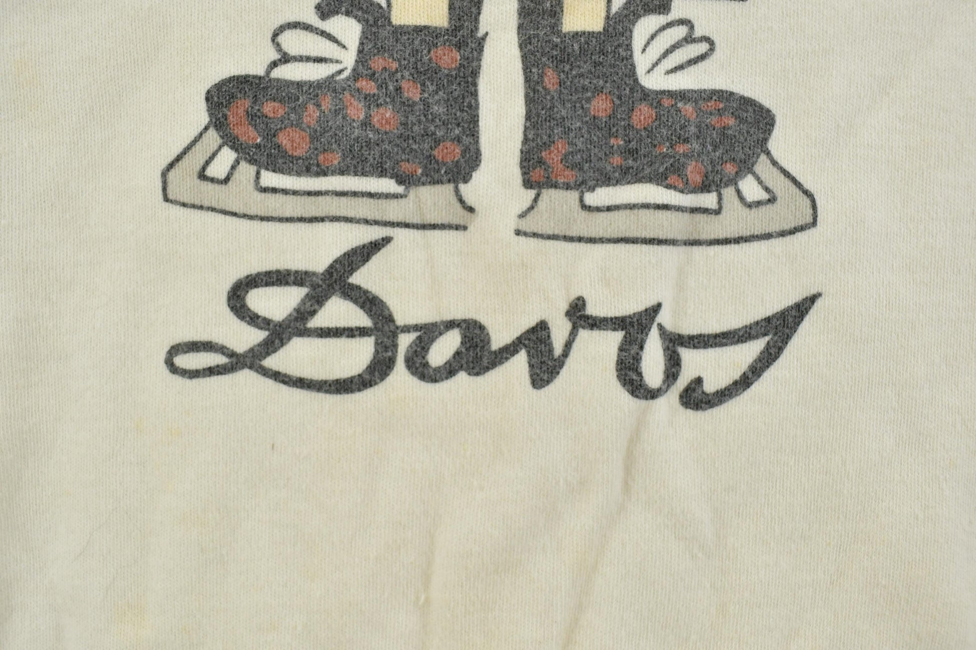 Vintage 1980s Davos Hockey Cartoon Graphic T-Shirt