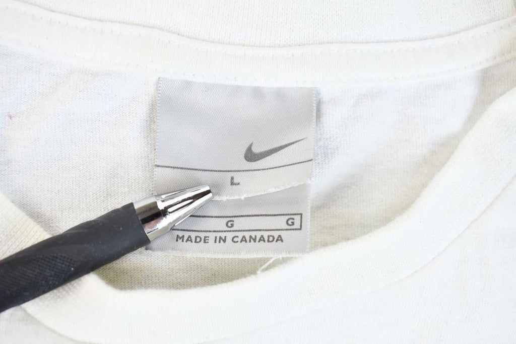 Vintage 1980s Rick Hansen Wheels in Motion Roll for Hope Graphic Nike T-Shirt