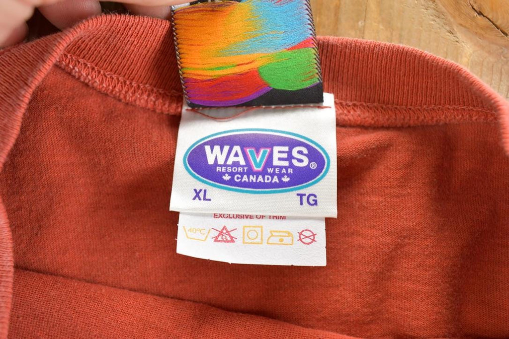 Vintage Y2K Niagara Falls Canada Mickey Mouse Disney Cartoon Promo T-Shirt