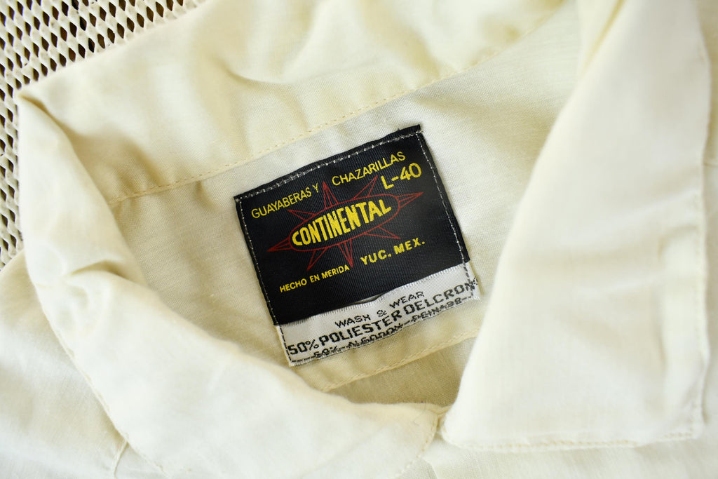 Vintage 1970s Continental Guayaberas Y Chazarillas Button Up Shirt