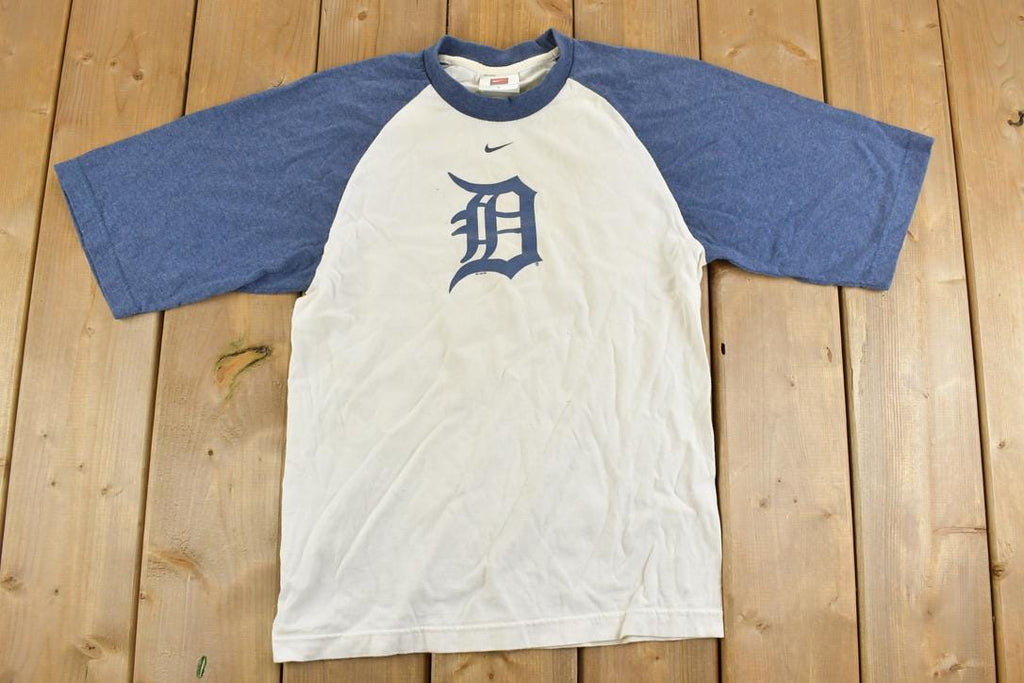 Vintage Y2K Nike Detroit MLB Baseball Graphic T-Shirt