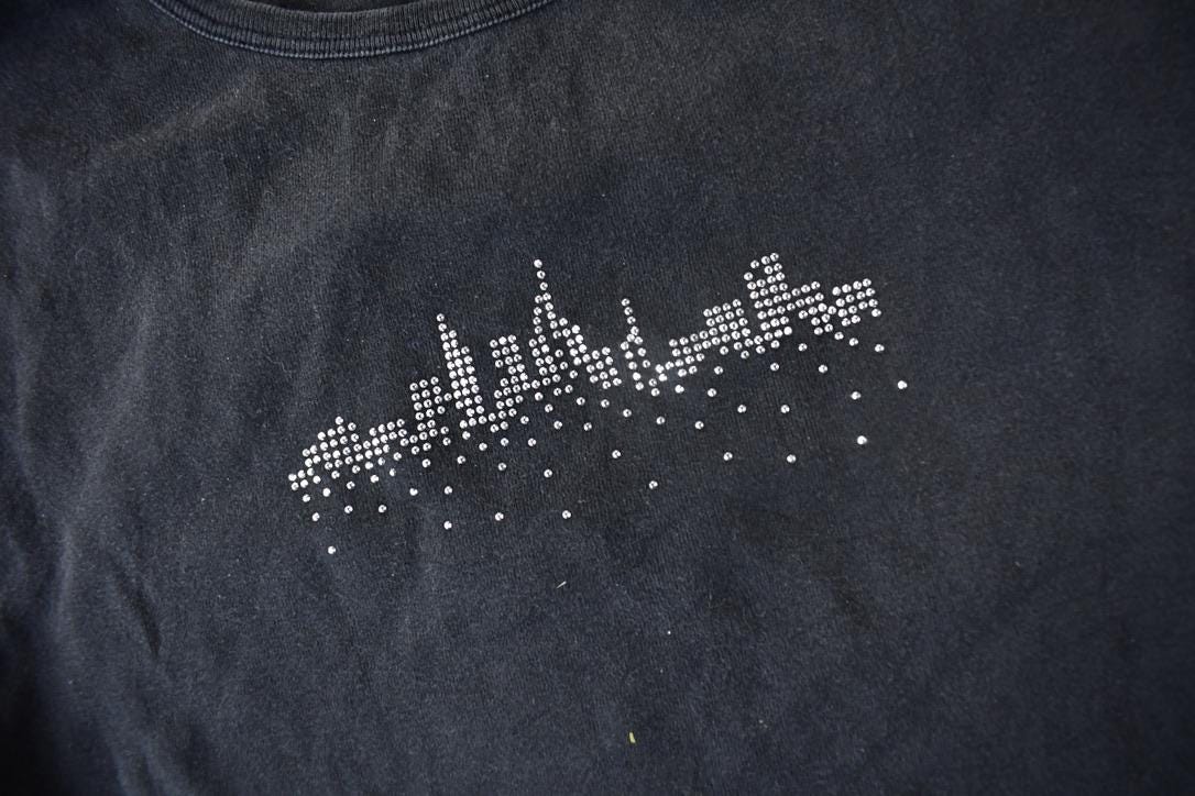 Vintage Y2K Must Pourelle Bedazzled Skyline T-Shirt