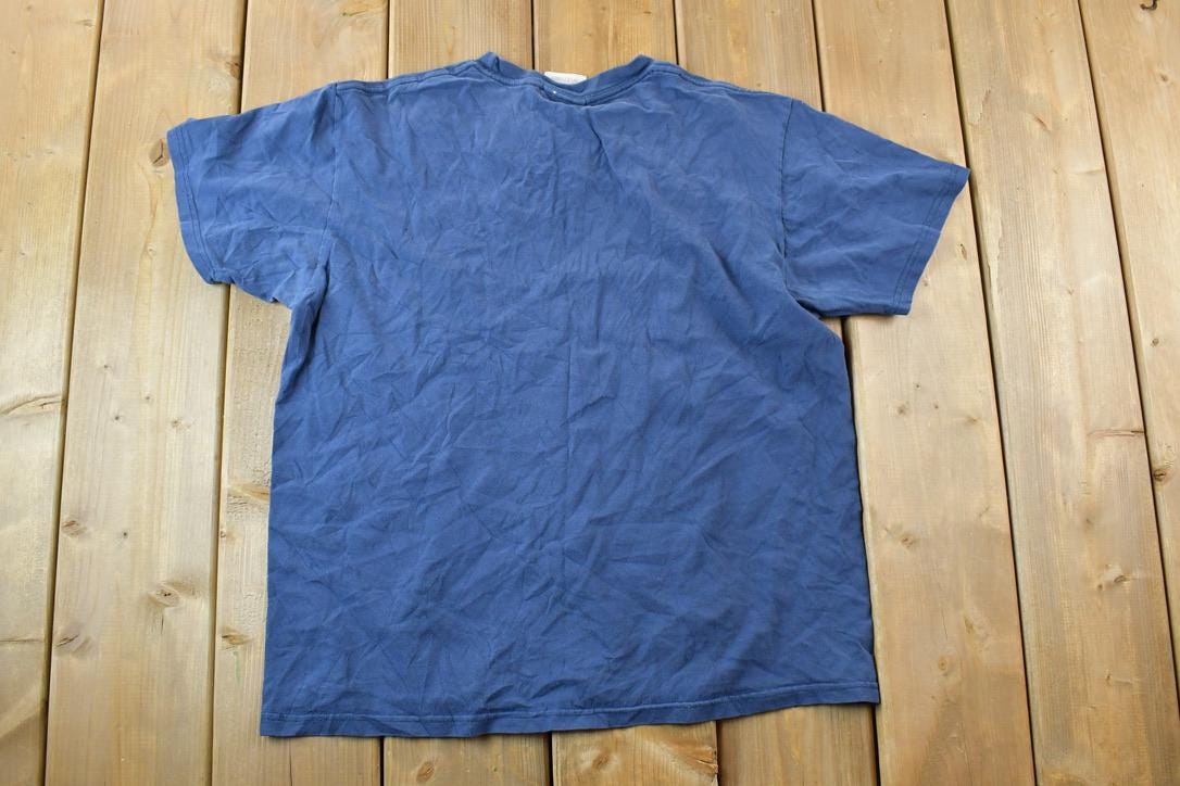 Vintage 1990s Nike Graphic T-Shirt