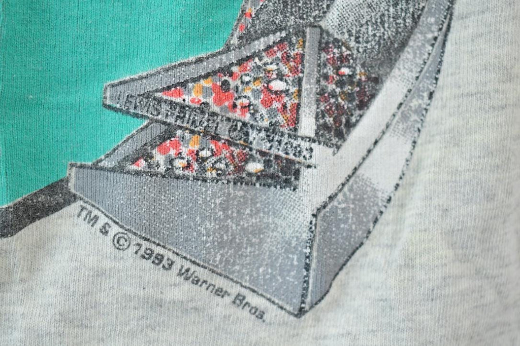 Vintage 1993 New York Yankees Warner Bros Daffy Duck Long Night Dress MLB Graphic T-Shirt