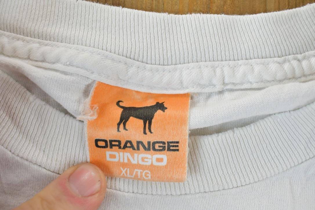 Vintage 1990s Dads Rule Orange Dingo Souvenir T-Shirt