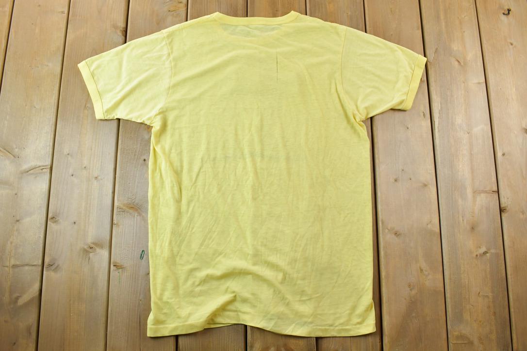 Vintage 1980s Canadian Wildlife Federation DeerGraphic T-Shirt