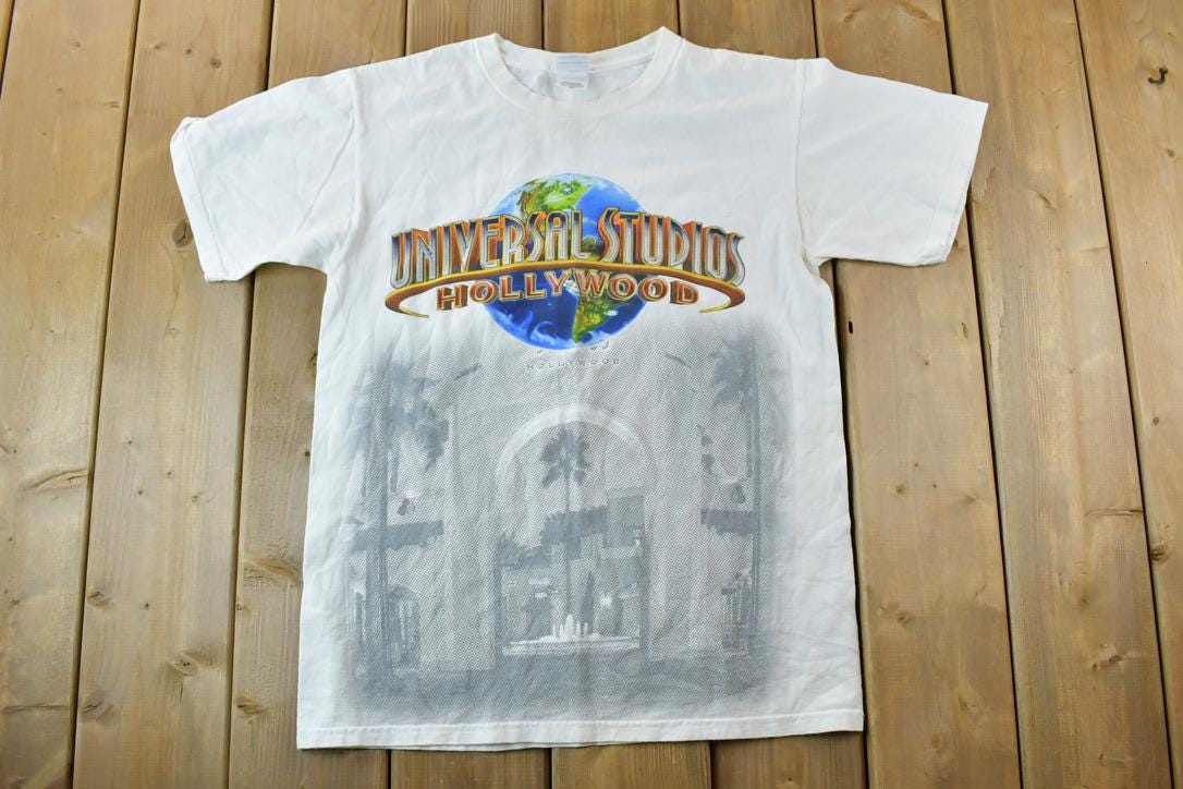 Vintage Y2K Universal Studios Hollywood Souvenir T-Shirt
