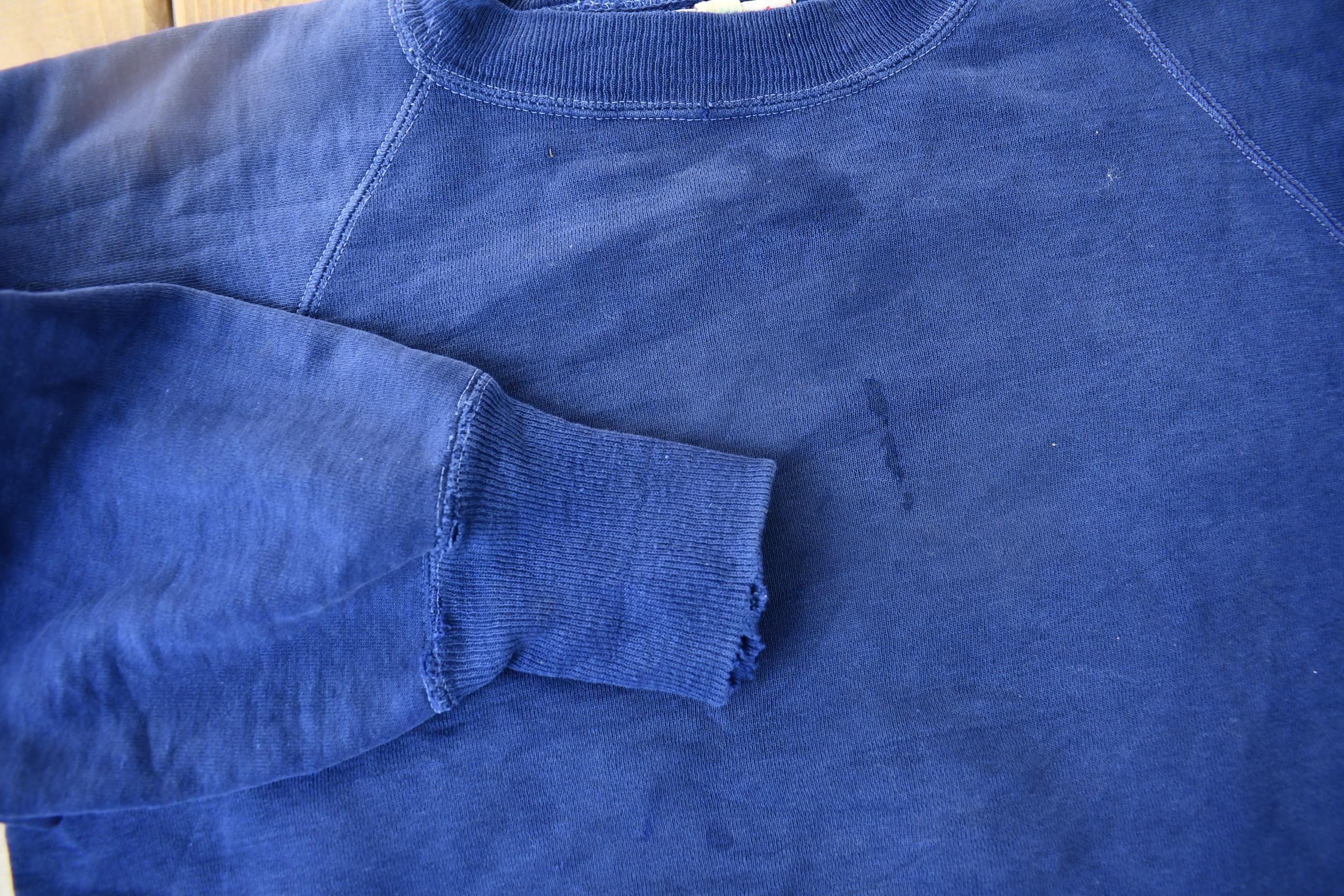 Vintage 1940s Akom Pep-Shirt Blank Navy Blue Crewneck Sweatshirt