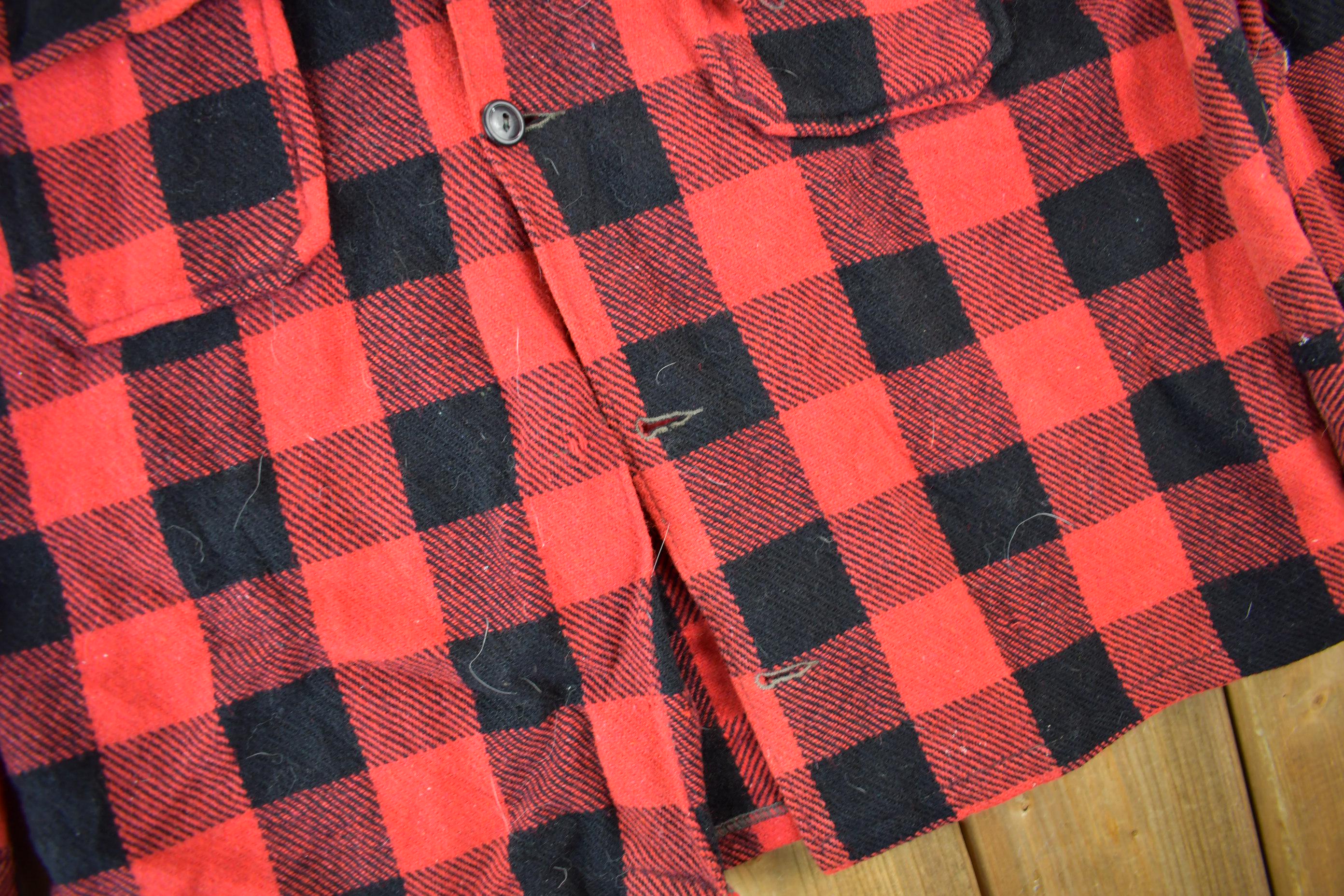 Vintage 1960s Buffalo Plaid Button Up Flannel Shirt