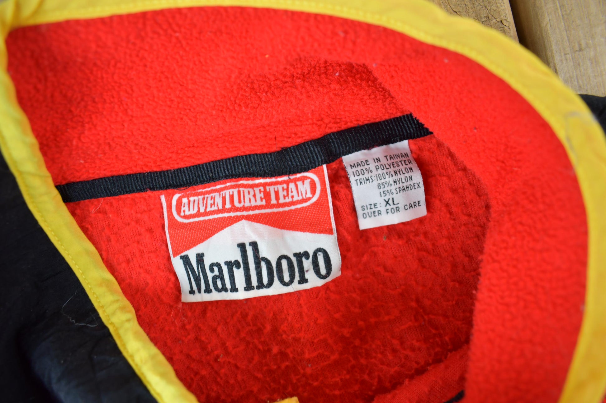 Vintage 1990s Marlboro Adventure Team T Snap Fleece Sweatshirt
