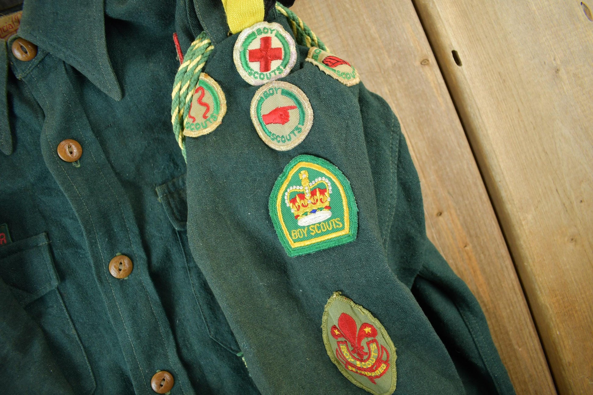Vintage 1960s Boy Scouts Canada Button Up Shirt