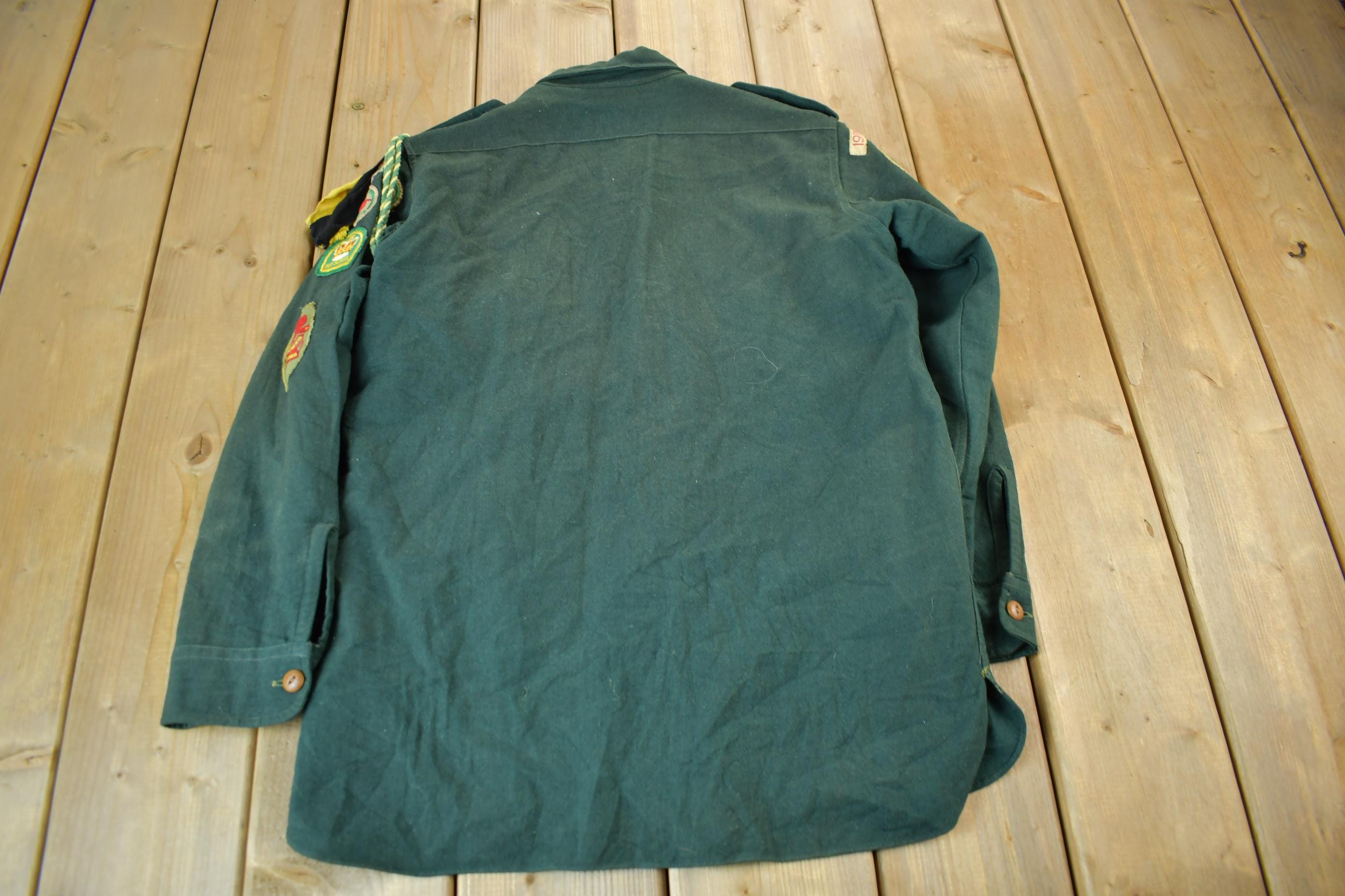 Vintage 1960s Boy Scouts Canada Button Up Shirt