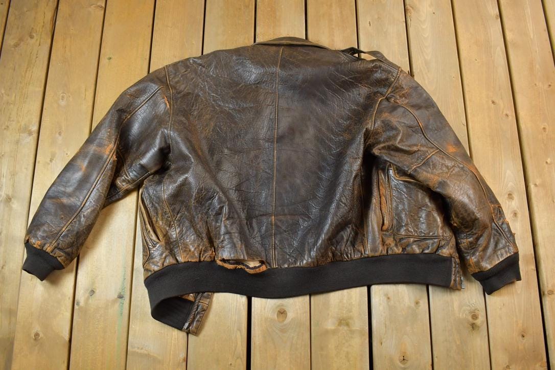 Vintage 1980s Type A2 Avirex Leather Us Army Air Forces Flight Jacket Made In USA